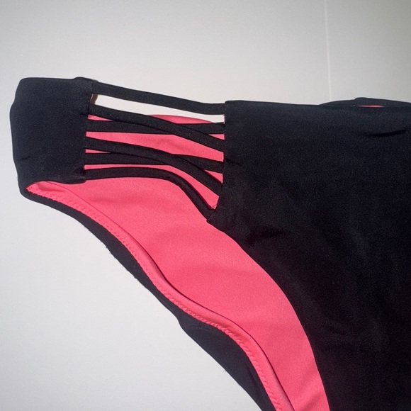 Victorias Secret Black and Pink Strappy Bikini Set - Picture 6 of 8